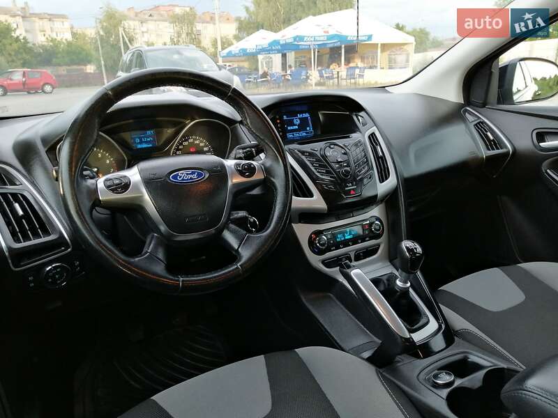 Хэтчбек Ford Focus 2013 в Здолбунове