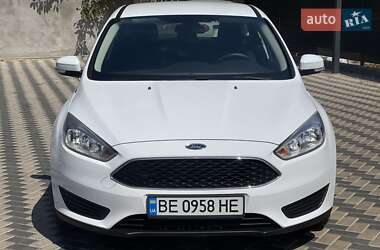 Хэтчбек Ford Focus 2017 в 