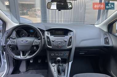 Хэтчбек Ford Focus 2017 в 