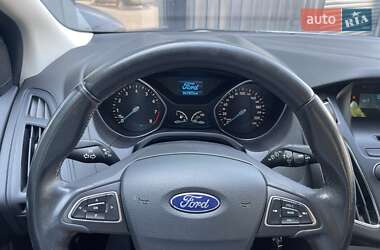 Хэтчбек Ford Focus 2017 в 