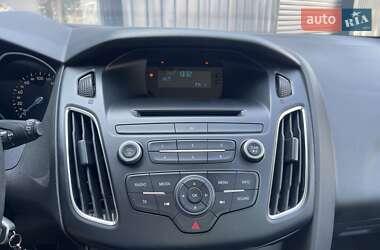 Хэтчбек Ford Focus 2017 в 