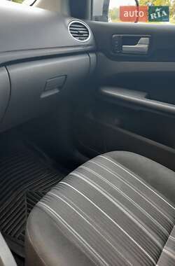 Хэтчбек Ford Focus 2008 в 