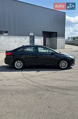 Седан Ford Focus 2017 в 