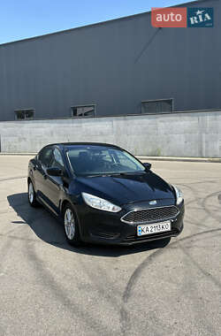 Седан Ford Focus 2017 в 