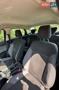 Седан Ford Focus 2013 в 