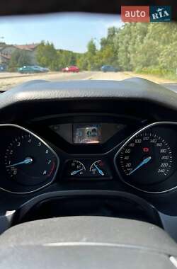 Седан Ford Focus 2013 в 