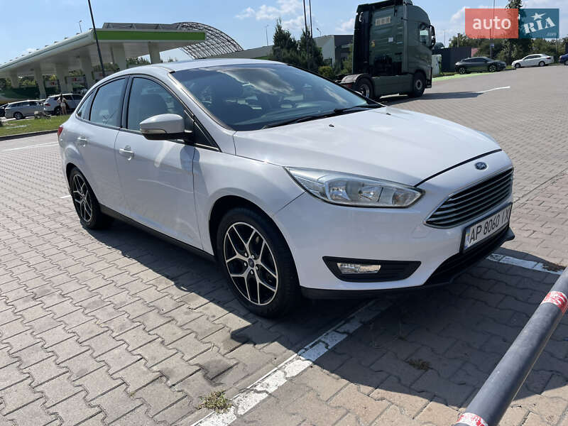 Седан Ford Focus 2018 в Киеве