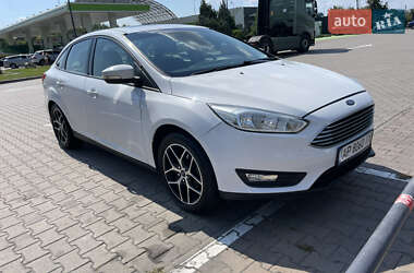 Седан Ford Focus 2018 в 