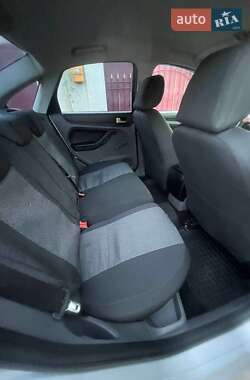Седан Ford Focus 2008 в 