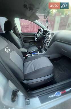 Седан Ford Focus 2008 в 
