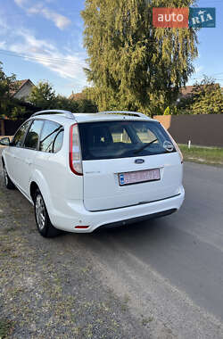 Универсал Ford Focus 2010 в 