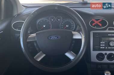 Седан Ford Focus 2006 в 