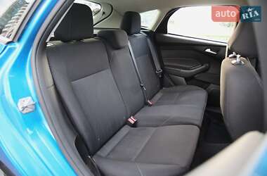 Хэтчбек Ford Focus 2016 в 