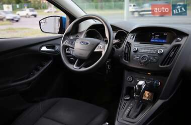 Хэтчбек Ford Focus 2016 в 