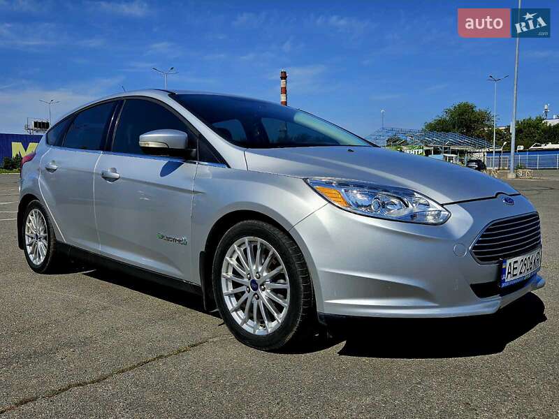 Хэтчбек Ford Focus 2012 в Днепре фото 14 Хэтчбек Ford Focus 2012 в Днепре