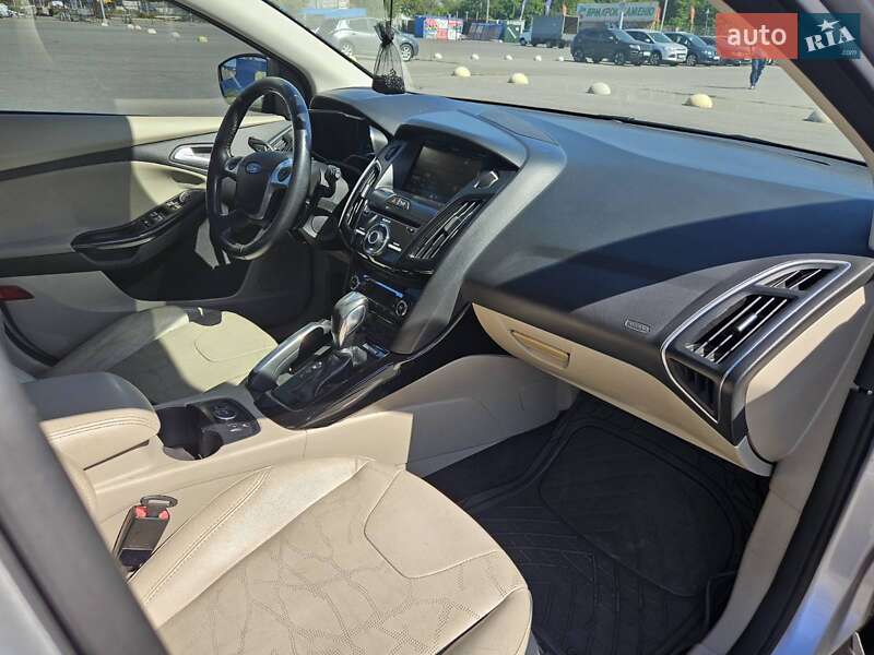 Хэтчбек Ford Focus 2012 в Днепре фото 24 Хэтчбек Ford Focus 2012 в Днепре