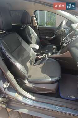 Универсал Ford Focus 2012 в 