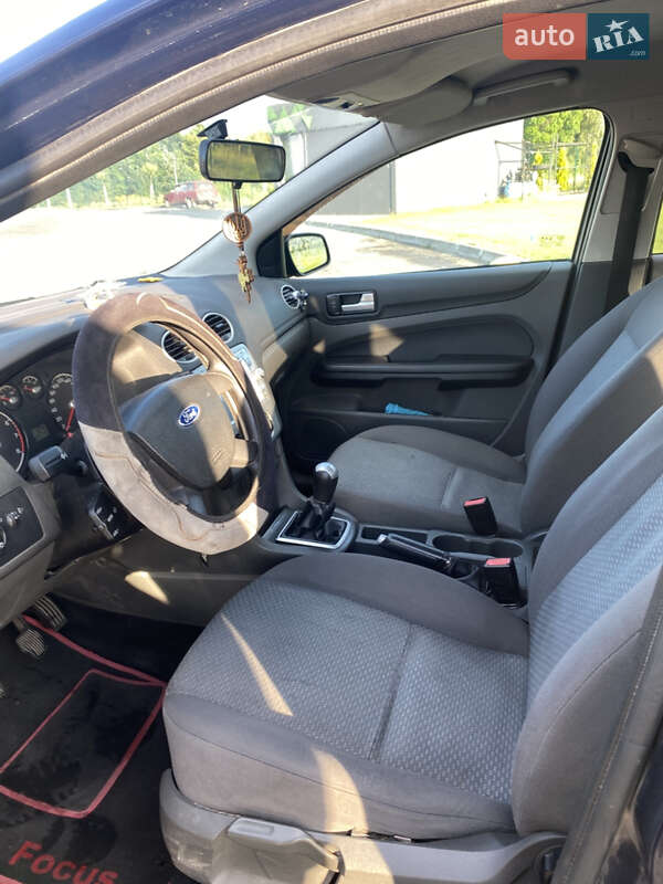 Хэтчбек Ford Focus 2006 в Луцке фото 9 Хэтчбек Ford Focus 2006 в Луцке