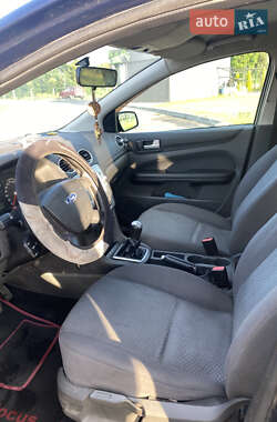 Хэтчбек Ford Focus 2006 в 