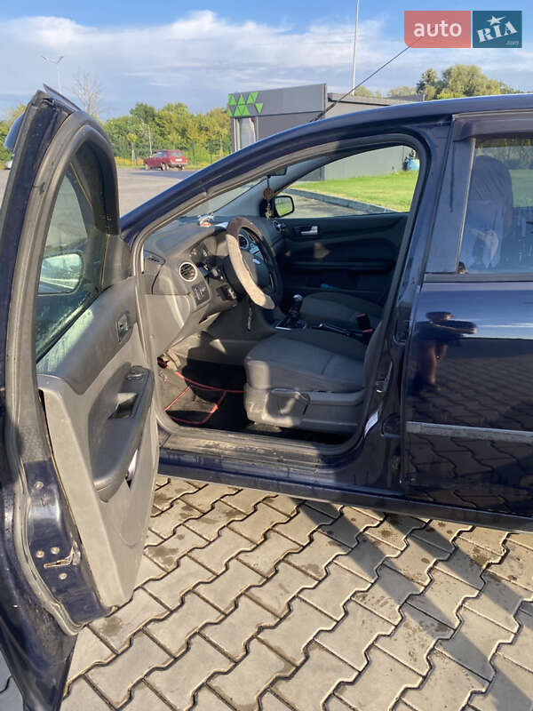 Хэтчбек Ford Focus 2006 в Луцке фото 6 Хэтчбек Ford Focus 2006 в Луцке