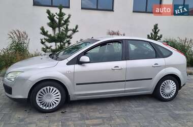 Хетчбек Ford Focus 2006 в Луцьку