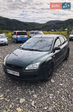Хэтчбек Ford Focus 2005 в Иршаве