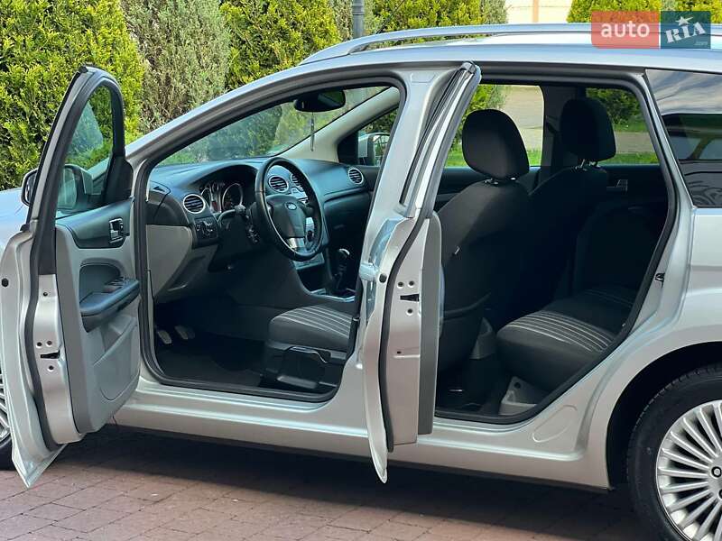 Універсал Ford Focus 2009 в Миргороді