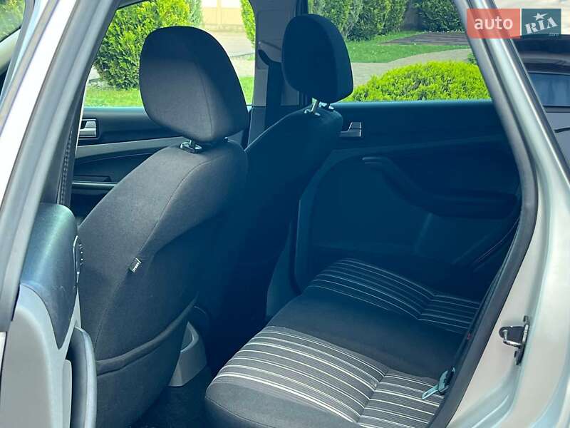 Універсал Ford Focus 2009 в Миргороді