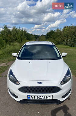 Седан Ford Focus 2017 в 