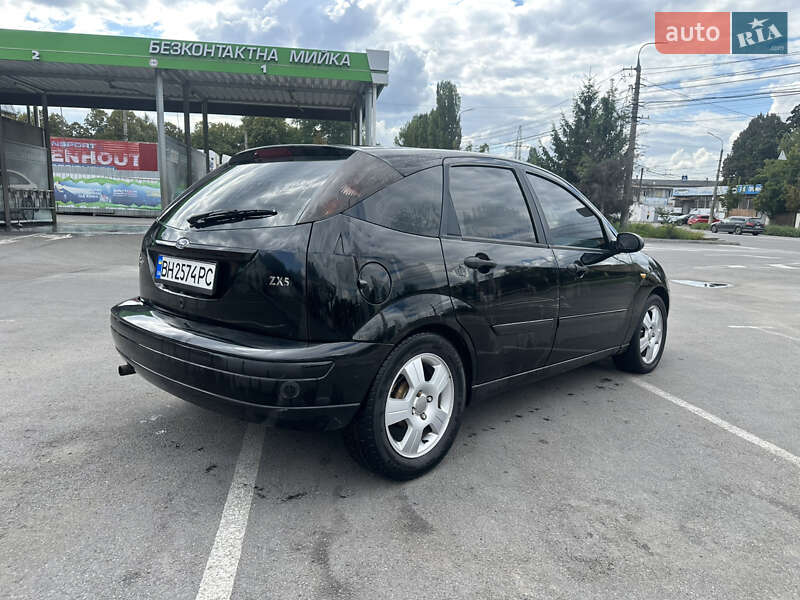 Хэтчбек Ford Focus 2004 в Виннице