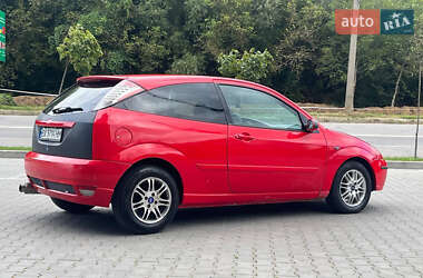 Хэтчбек Ford Focus 2000 в 