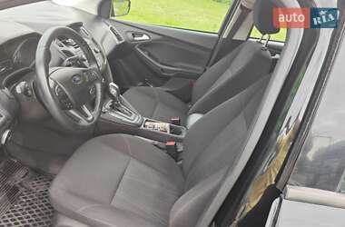 Хэтчбек Ford Focus 2015 в 