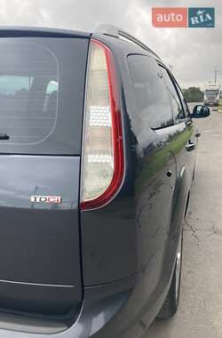 Универсал Ford Focus 2010 в 