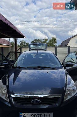 Универсал Ford Focus 2010 в 