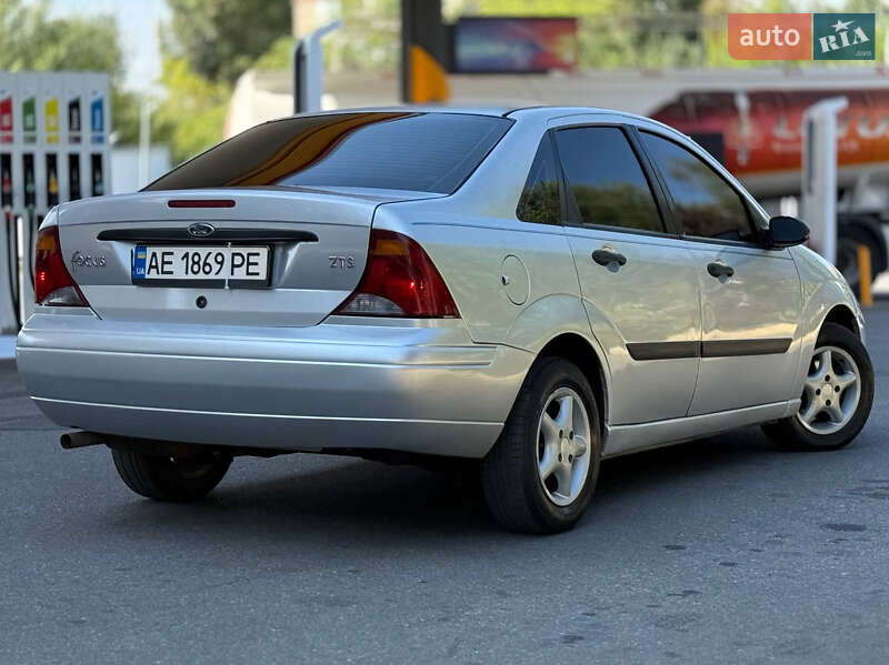 Седан Ford Focus 2003 в Днепре