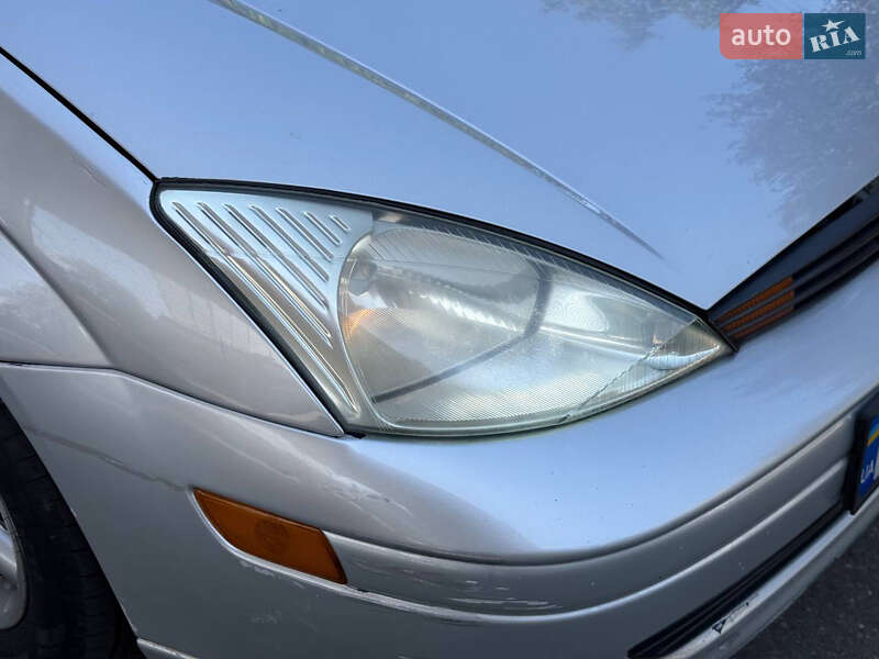 Седан Ford Focus 2003 в Днепре