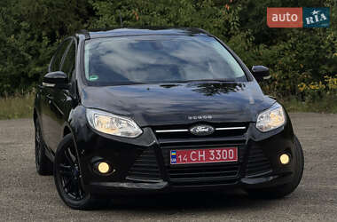 Хэтчбек Ford Focus 2014 в 