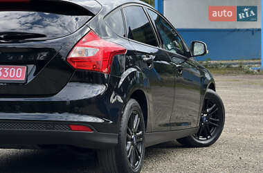 Хэтчбек Ford Focus 2014 в 