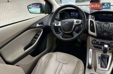 Седан Ford Focus 2011 в 