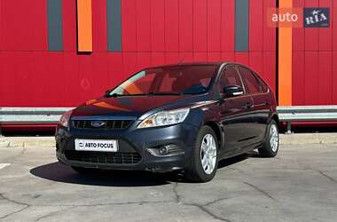 Хэтчбек Ford Focus 2009 в 
