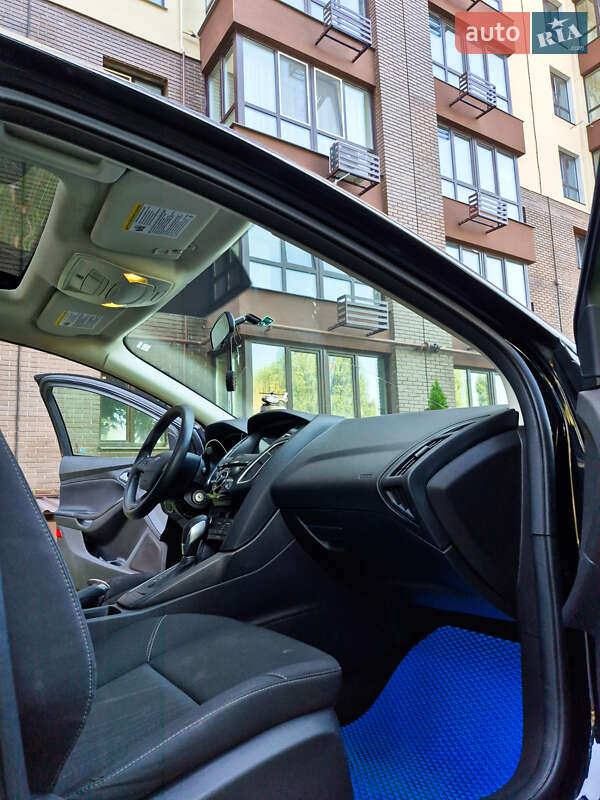 Седан Ford Focus 2017 в Чернигове