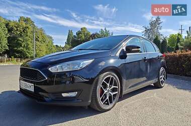 Хэтчбек Ford Focus 2017 в 
