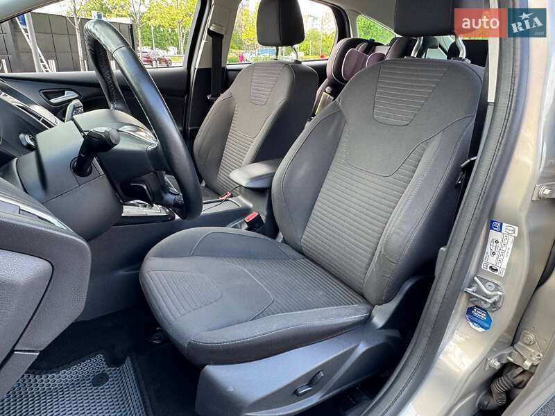 Хэтчбек Ford Focus 2017 в Киеве