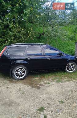 Универсал Ford Focus 2010 в 