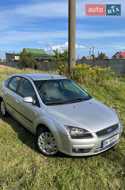 Хэтчбек Ford Focus 2007 в 