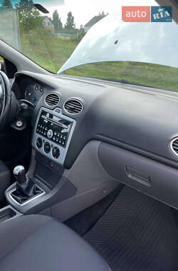 Хэтчбек Ford Focus 2007 в 