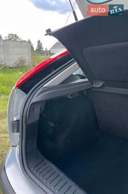 Хэтчбек Ford Focus 2007 в 