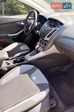 Седан Ford Focus 2012 в 