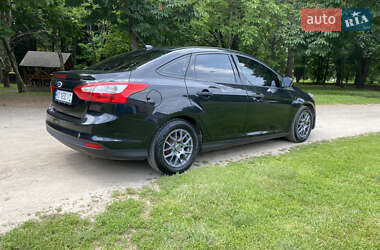 Седан Ford Focus 2014 в 