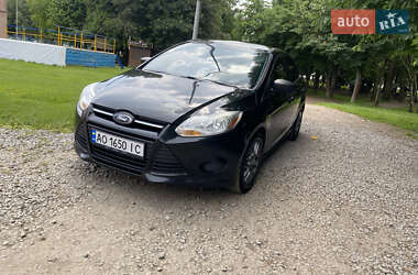 Седан Ford Focus 2014 в 